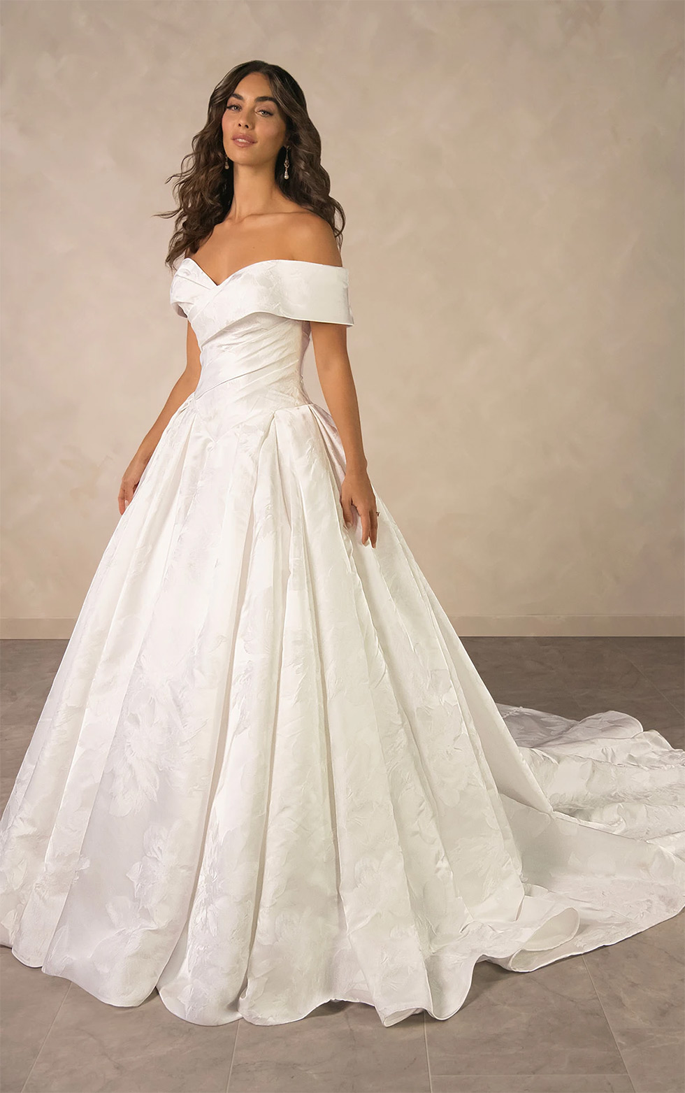 essense d4604